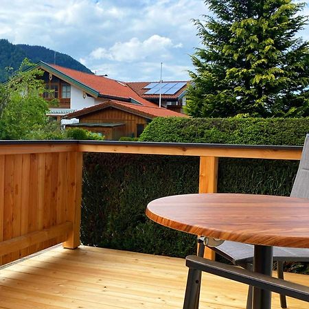 Haus Jaeger Ferienwohnungen Mit Indoor-Pool Inkl. Chiemgaukarte Ruhpolding Exteriér fotografie