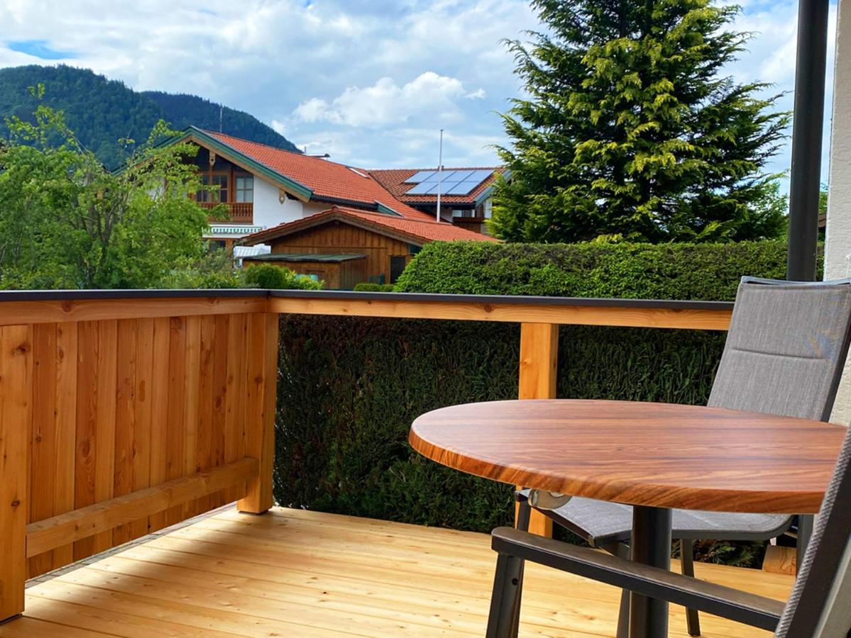 Haus Jaeger Ferienwohnungen Mit Indoor-Pool Inkl. Chiemgaukarte Ruhpolding Exteriér fotografie